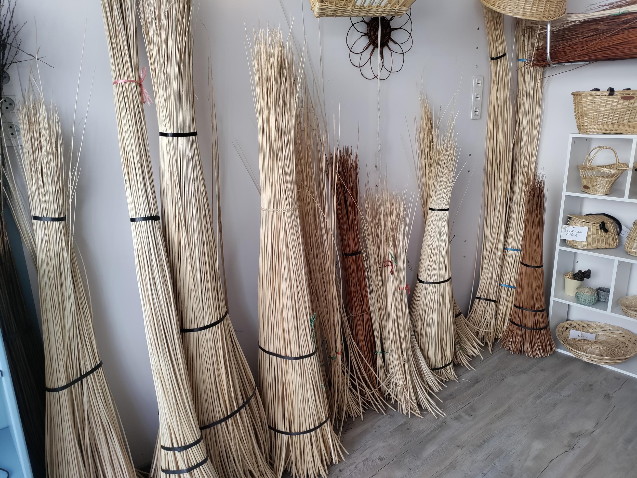 Réalisez votre corbeille sur fond en bois avec Monique - Image n°3 - Wecandoo
