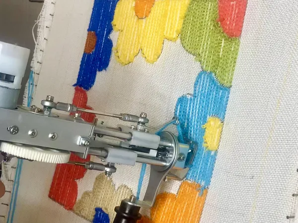 Réalisez votre miroir tufté avec Andrea - Image n°4 - Wecandoo