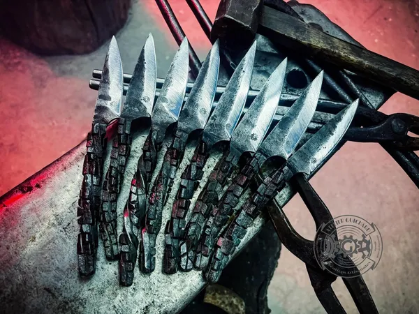 Réalisez votre couteau brut de forge à Annecy