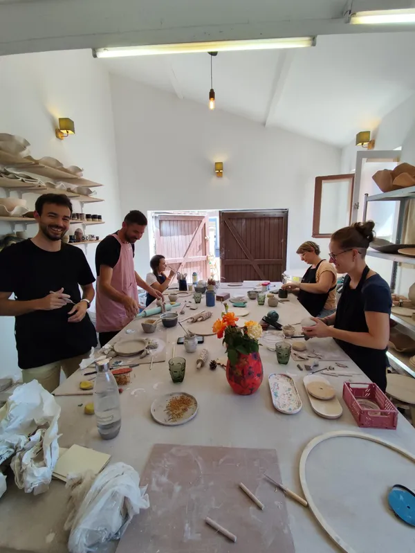 Modelez votre pièce en céramique de A à Z avec Monika - Image n°3 - Wecandoo