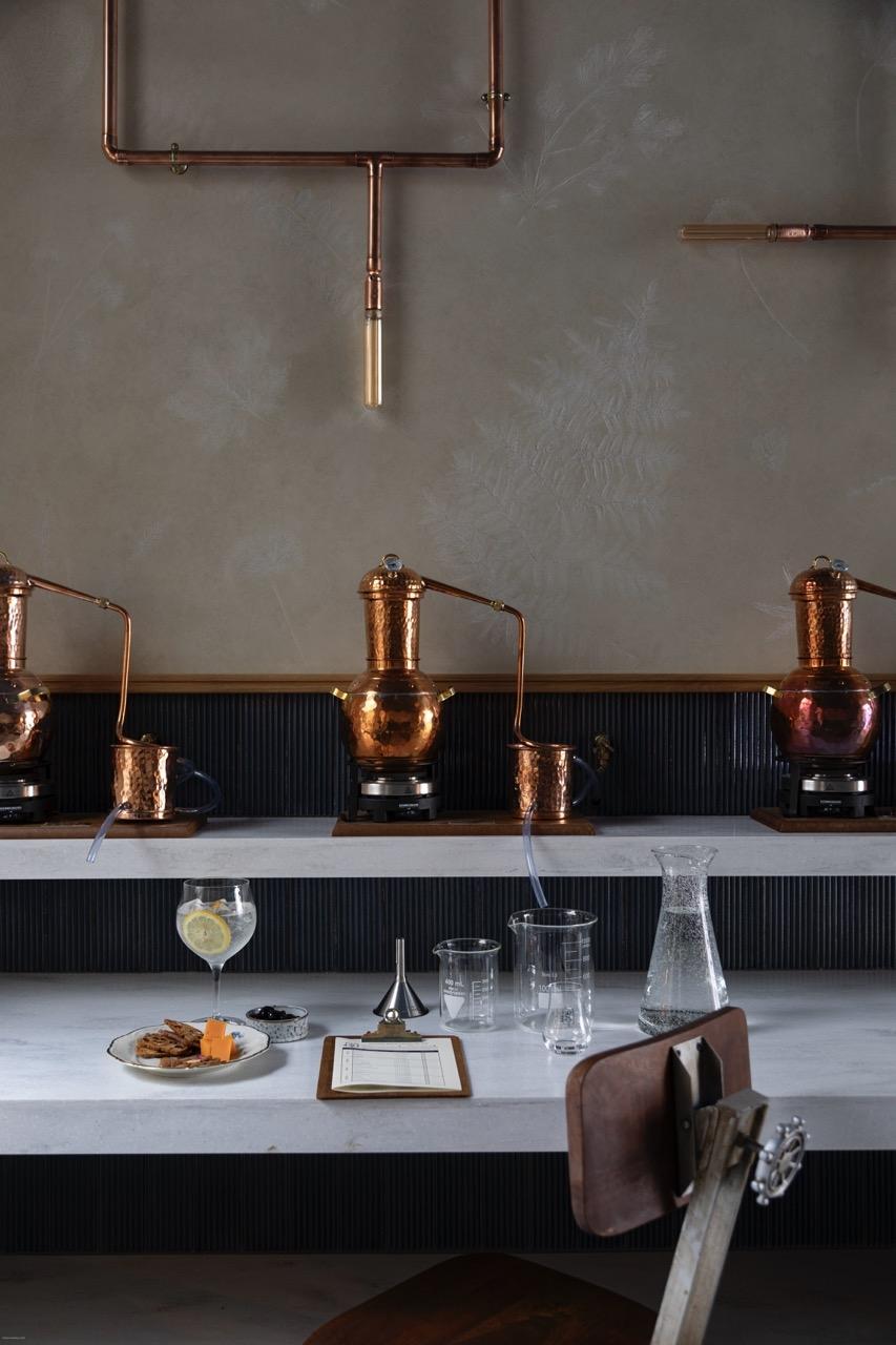 Distillez votre propre gin au coeur de Paris - Image n°6 - Wecandoo