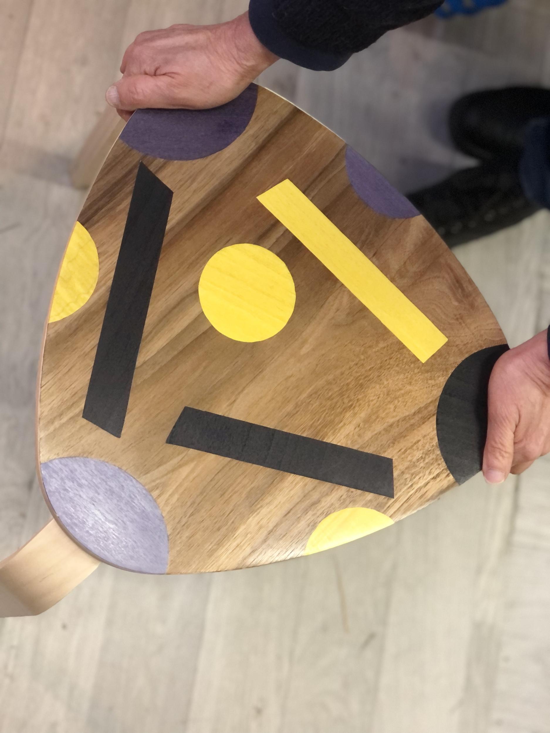 Décorez votre tabouret en marqueterie contemporaine sur une journée avec Nathalie - Image n°9 - Wecandoo