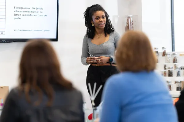 Créez votre propre parfum signature - Image n°4 - Wecandoo