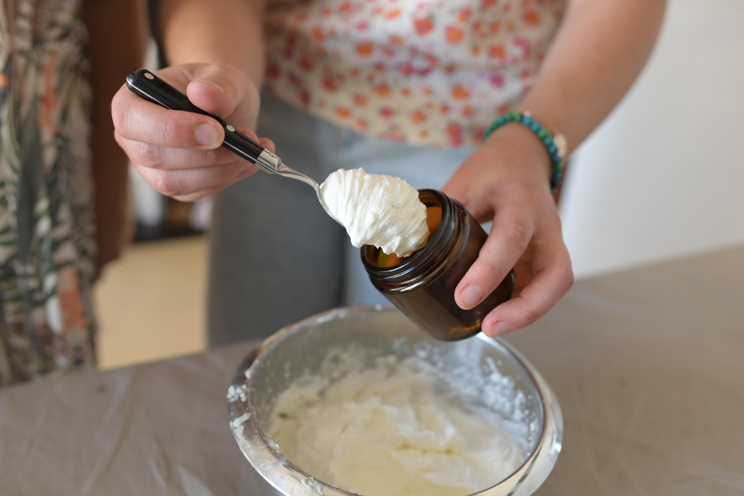 Fabriquez votre chantilly de karité naturelle avec Léa - Image n°5 - Wecandoo