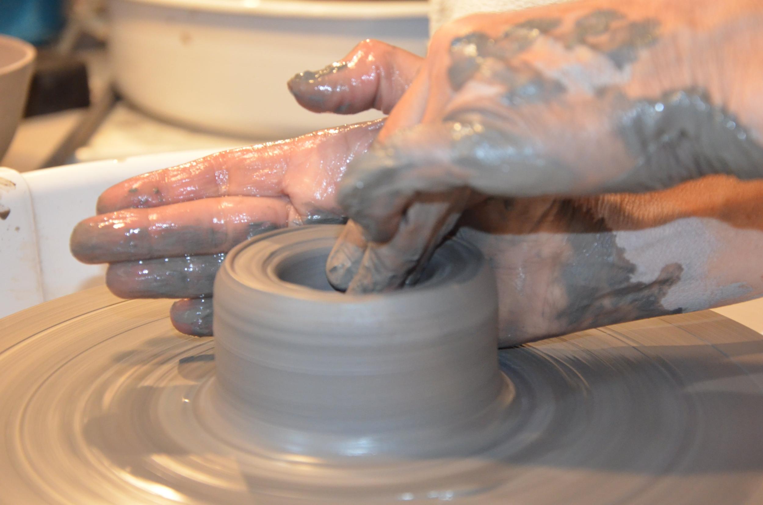 Tournez votre pièce en céramique