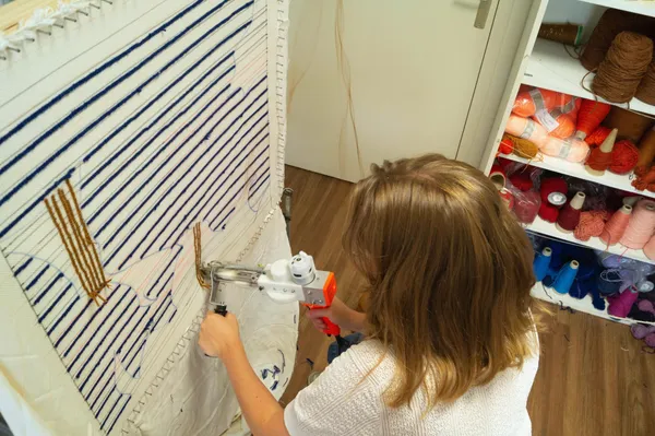 Tuftez votre tapis personnalisé sur une demi-journée avec Emanuel - Image n°2 - Wecandoo