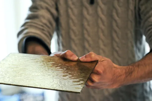 Initiez-vous à l'art du vitrail sur une demi-journée avec Corentin - Image n°2 - Wecandoo