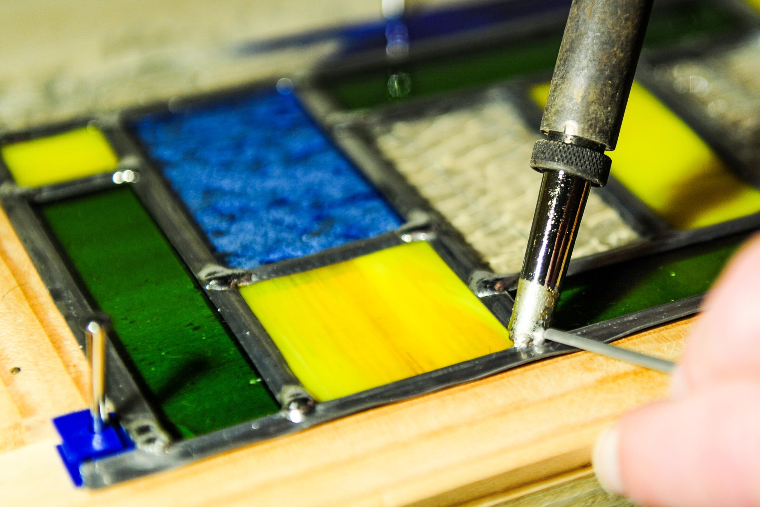 Initiez-vous à l'art du vitrail sur une journée