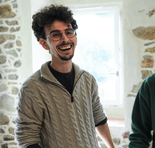 Corentin : Vitrailliste à Côtes-d'Armor (22)