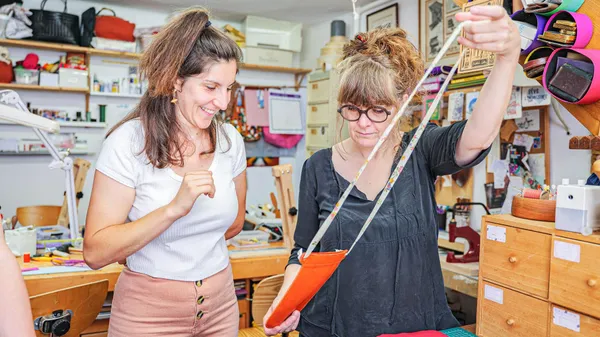 Réalisez votre petit sac cuir avec Nina - Image n°3 - Wecandoo