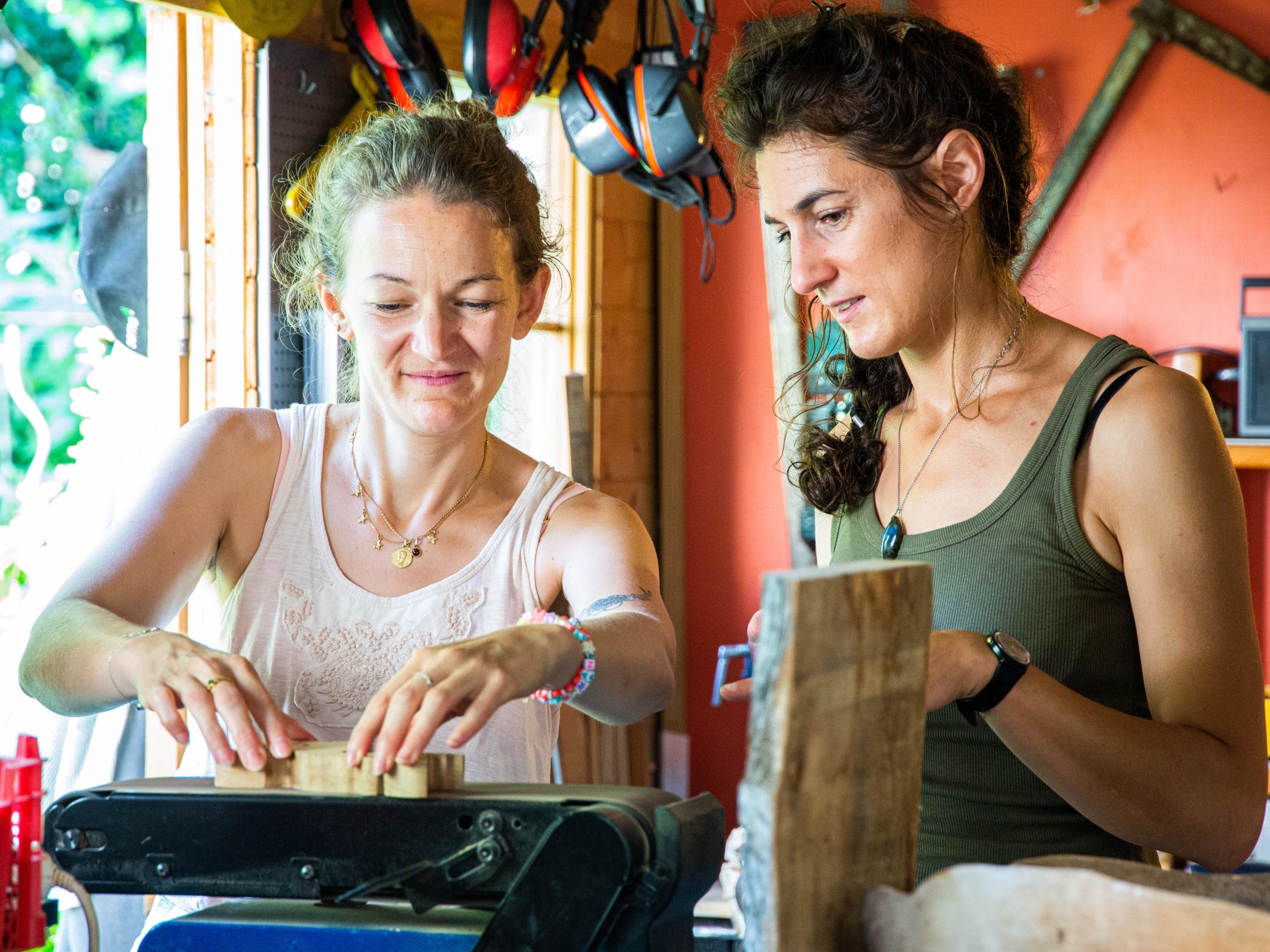 Réalisez votre kit apéro en bois en duo avec Aude, à Annecy - Image n°6 - Wecandoo