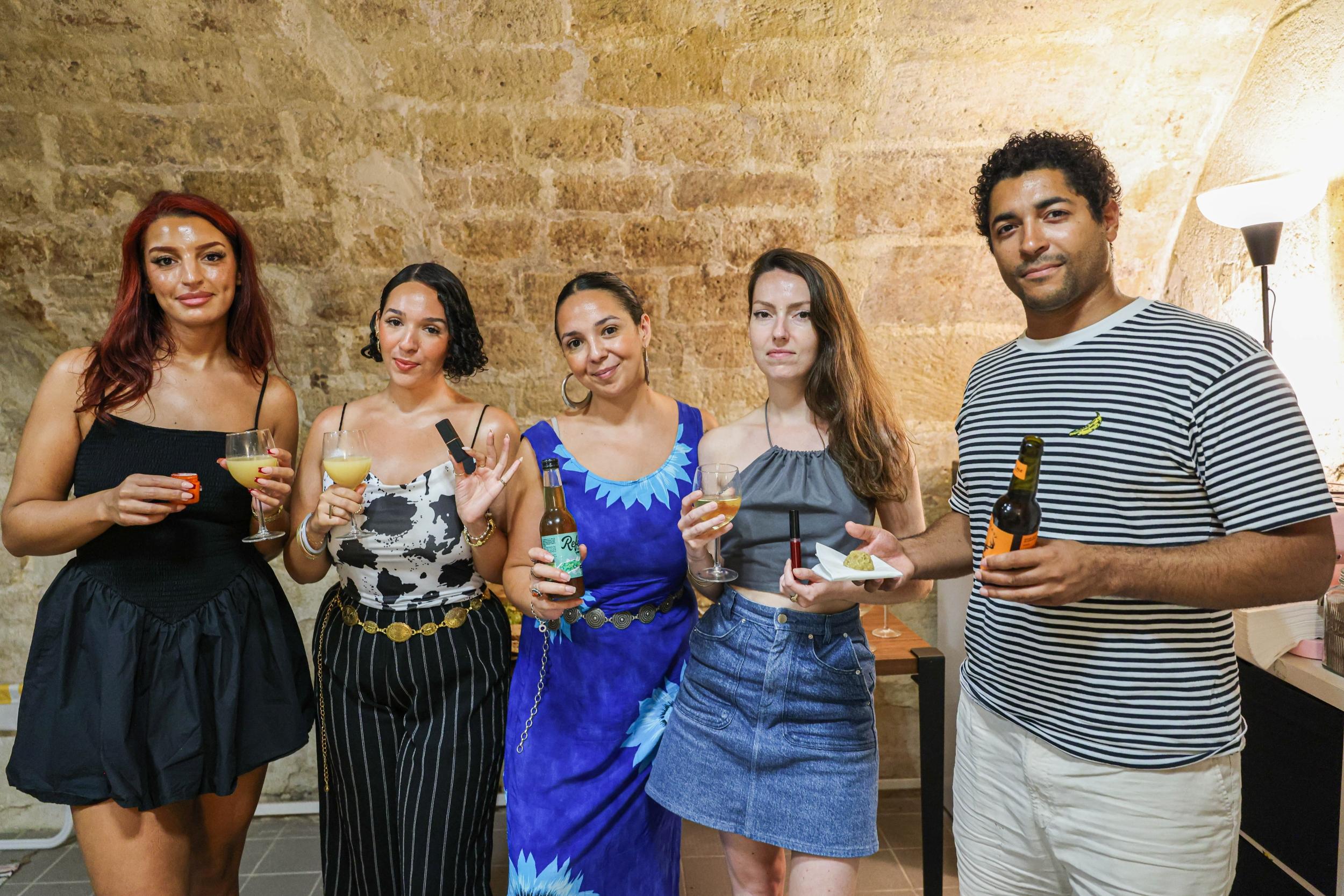 Réalisez votre rouge à lèvres ou votre mascara autour d'un apéro avec Jihane - Image n°7 - Wecandoo