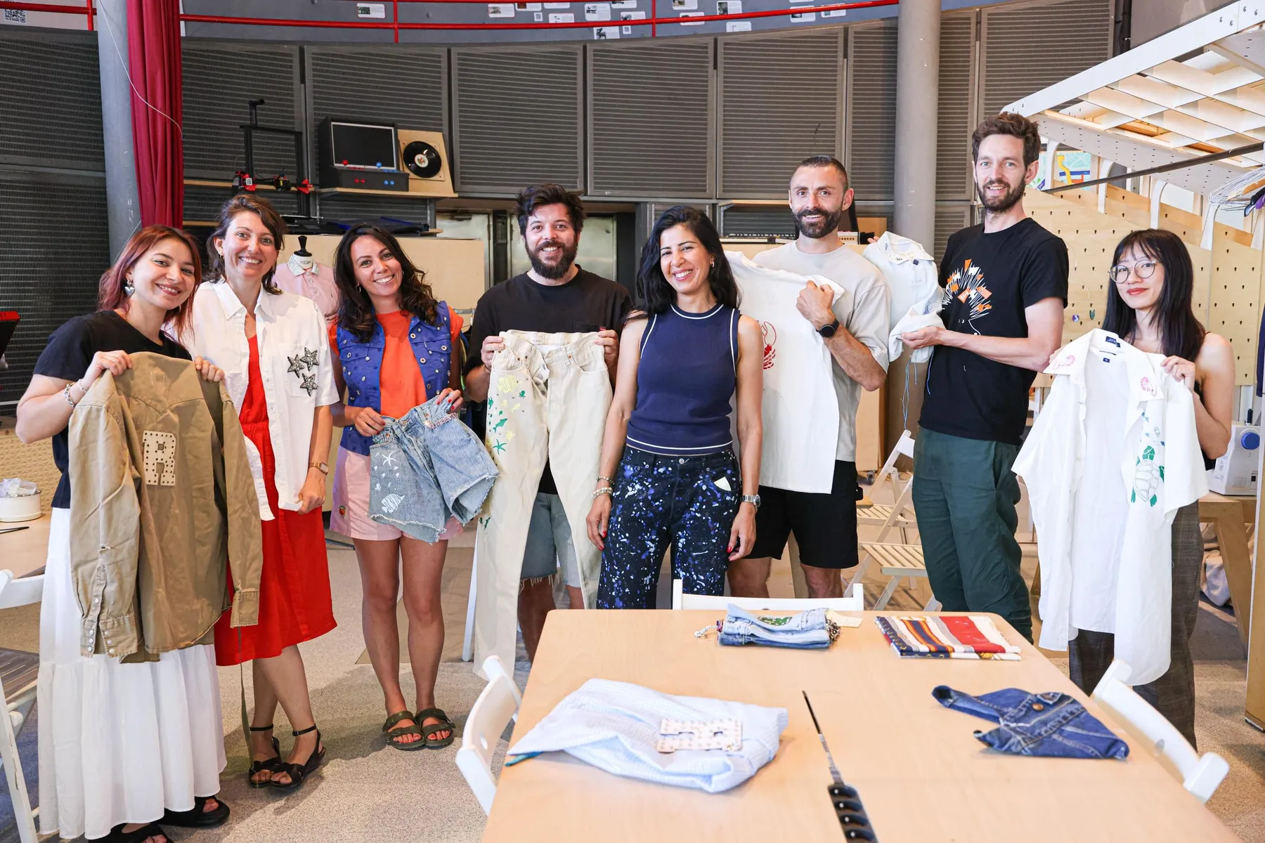 Upcyclez votre vêtement préféré avec Salma - Image n°1 - Wecandoo