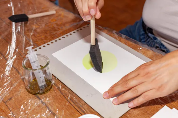 Réalise ton premier cyanotype avec Pauline - Image n°2 - Wecandoo