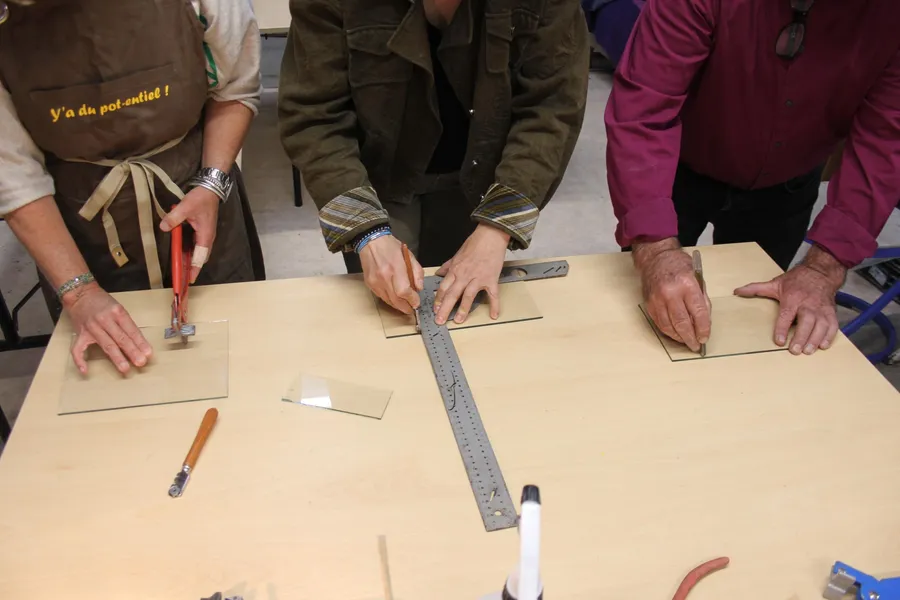 Réalisez votre plat ou plateau en verre fusing avec Jean-Pierre - Image n°1 - Wecandoo