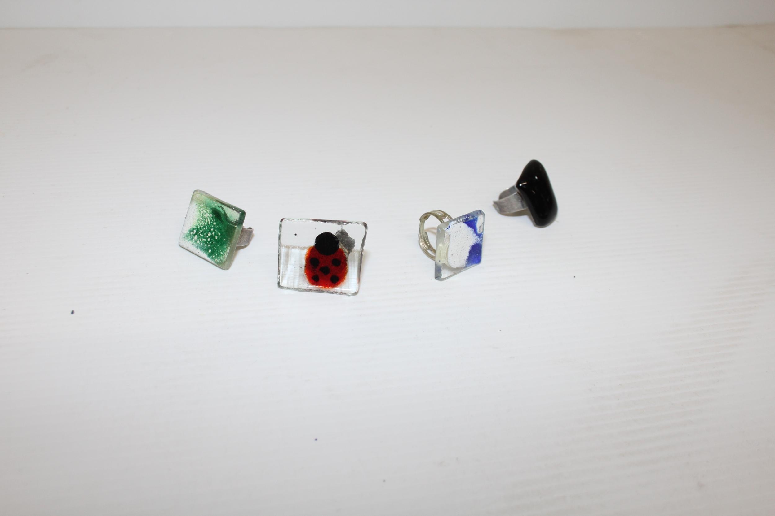 Créez vos bijoux uniques en verre fusing avec Jean-Pierre - Image n°9 - Wecandoo