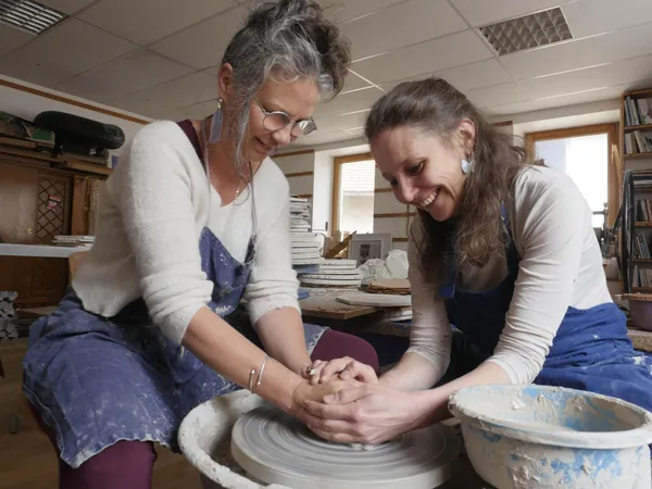 Initiez-vous au tour et au modelage avec Corinne - Image n°3 - Wecandoo