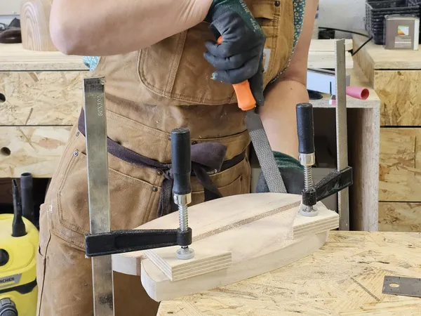 Réalisez votre handplane en Paulownia massif - Afbeelding nr. 5 - Wecandoo