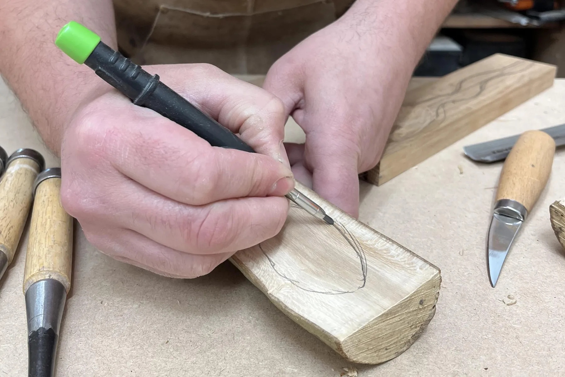 Sculptez votre cuillère en bois avec Nicolas - Image n°2 - Wecandoo