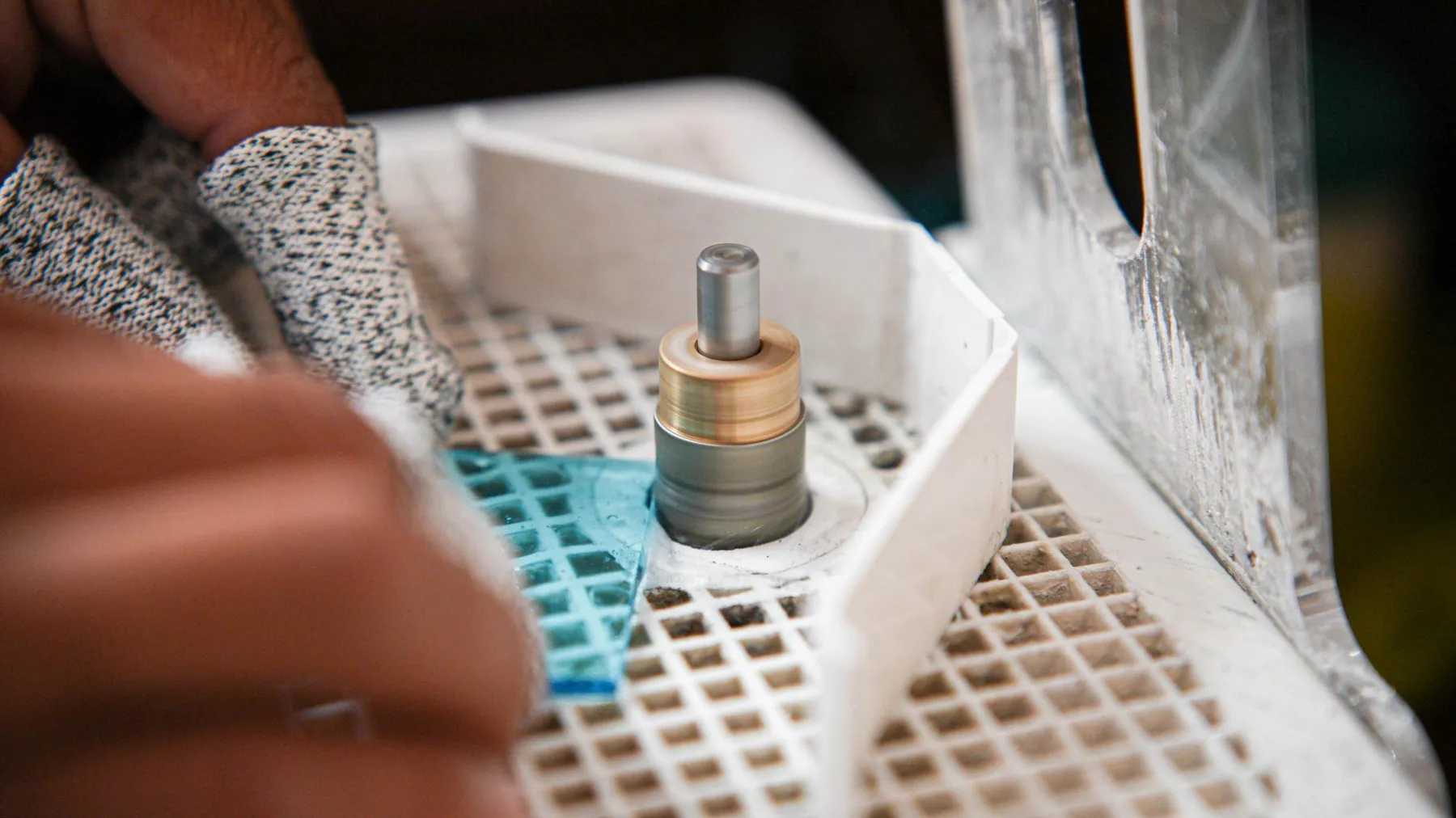 Réalisez vos boucles d'oreilles en vitrail Tiffany avec Diane, à Lille - Afbeelding nr. 2 - Wecandoo