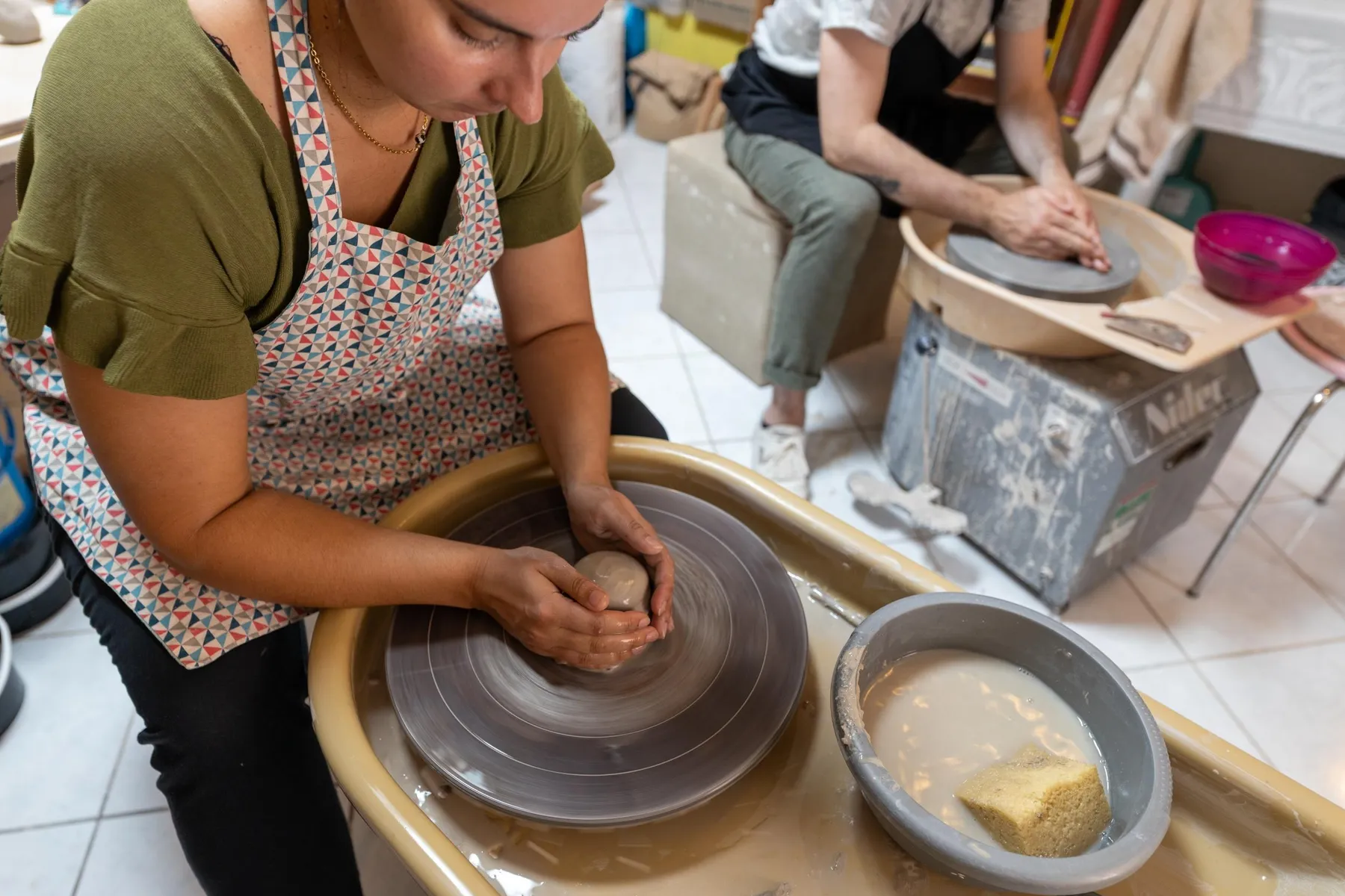 Tournez votre duo de bols ou de tasses avec Maud - Image n°2 - Wecandoo