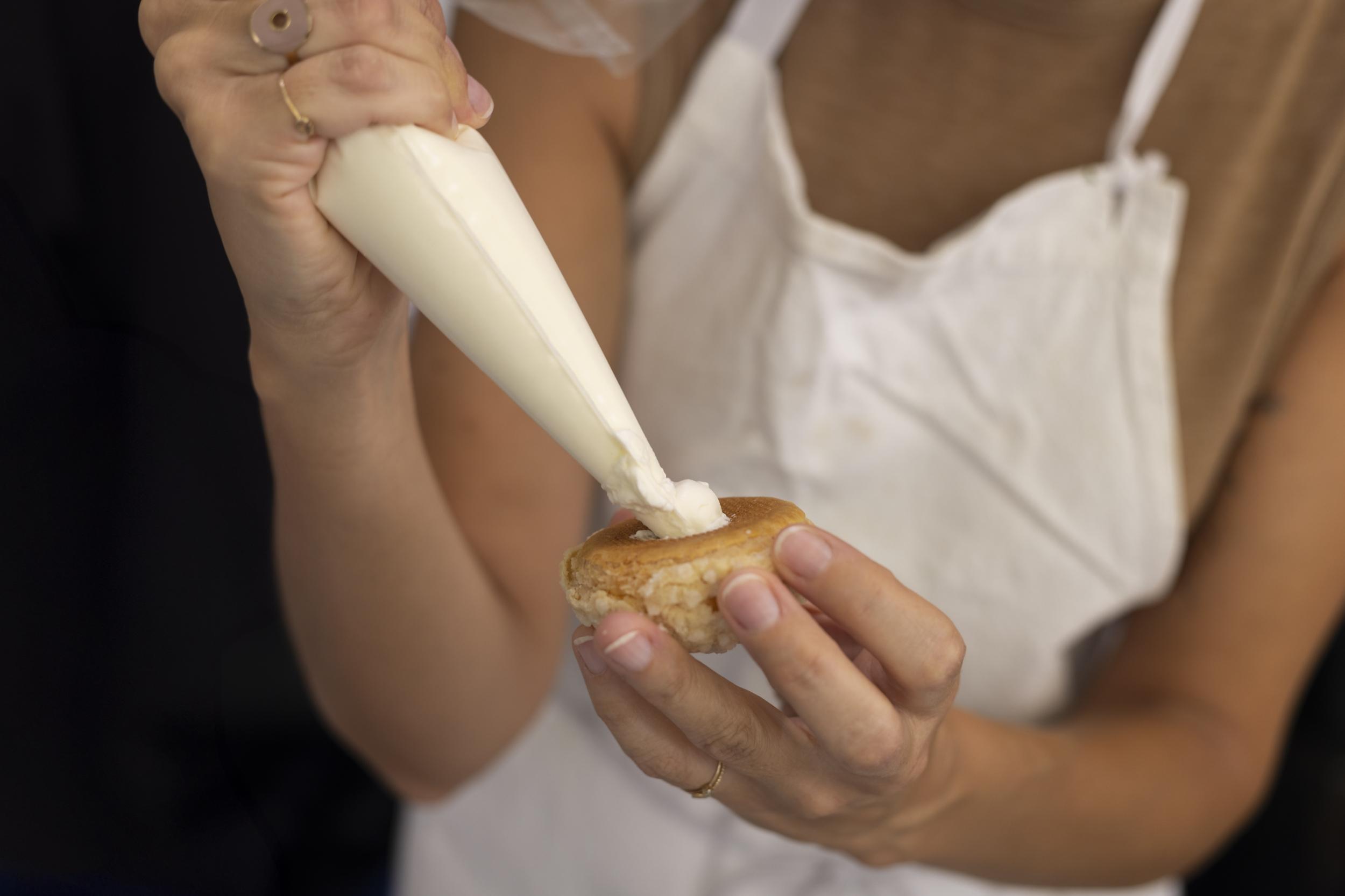 Revisitez vos choux bordelais avec un parfum de Méditerranée, avec Yasmine - Image n°4 - Wecandoo