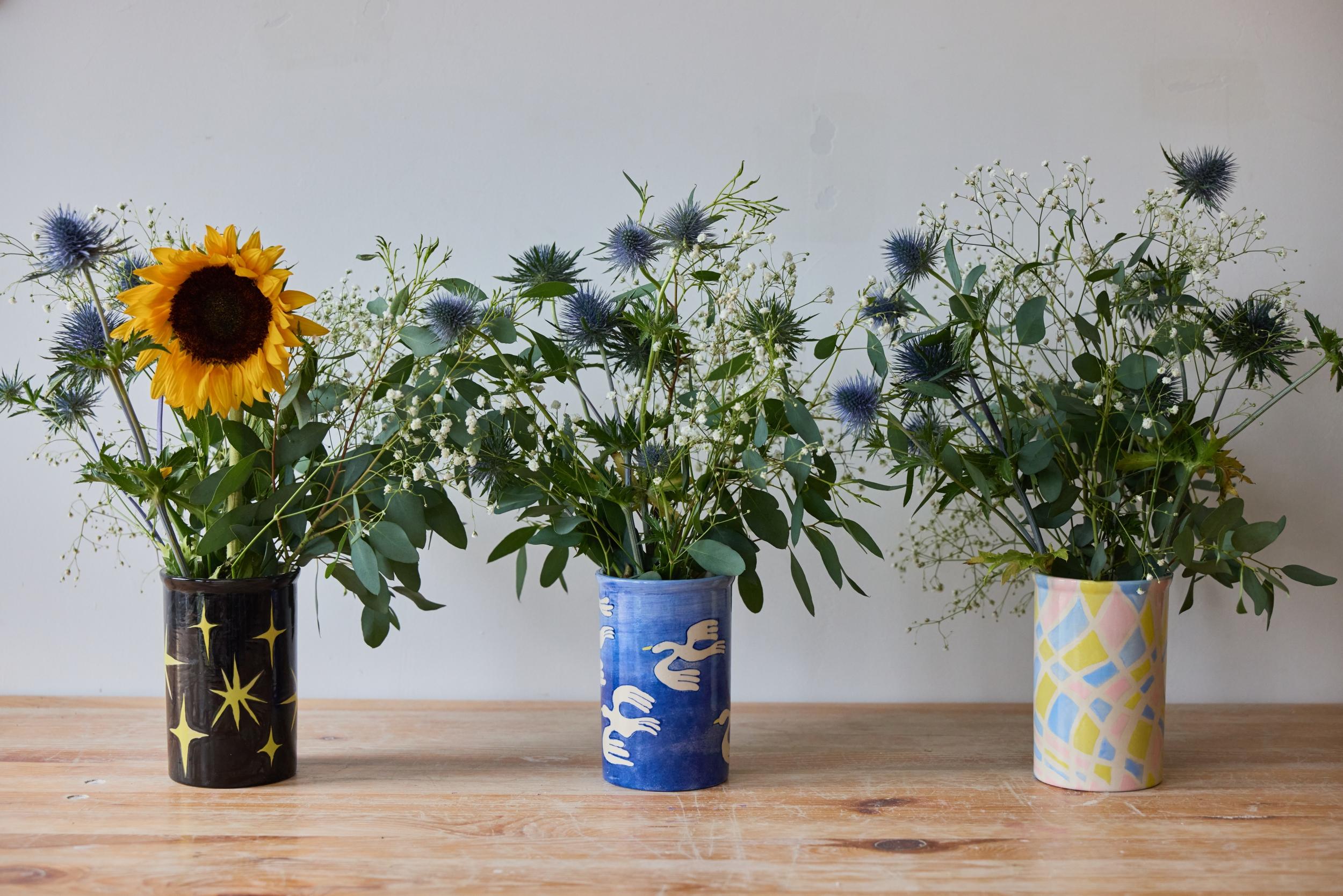 Décorez votre vase en céramique avec Amandine - Image n°5 - Wecandoo
