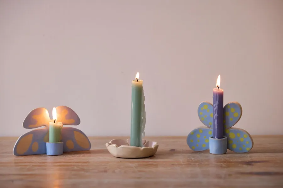 Modelez et décorez votre bougeoir papillon avec Amandine - Image n°1 - Wecandoo