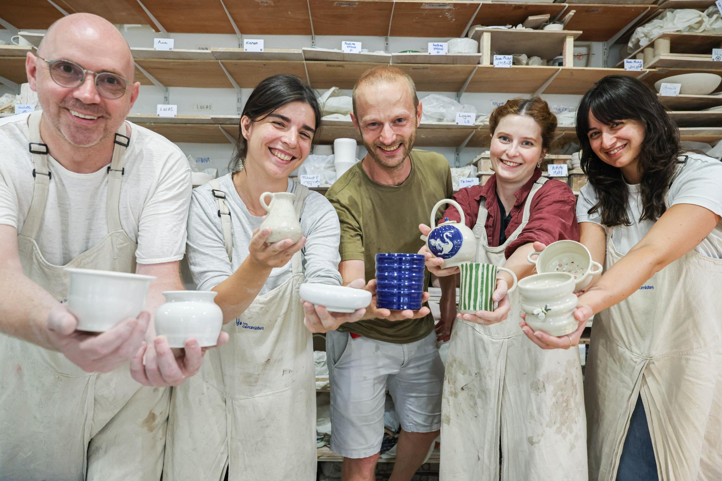 Discover the art of pottery or modelling as a group