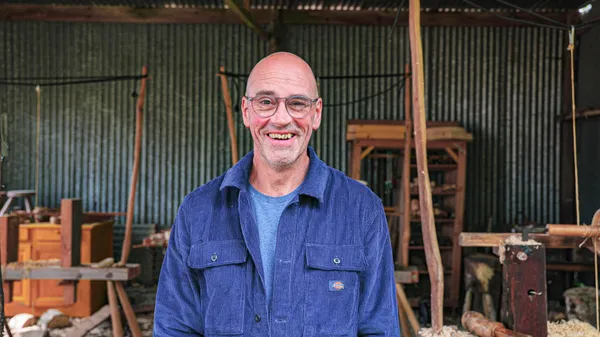 Gary : Tourneur, Ébéniste et Sculpteur sur Bois à Loiret (45)