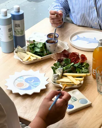 Prenez l’apéro dans un atelier de céramique