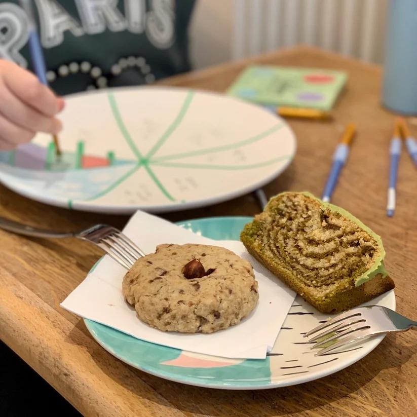 Décorez votre pièce en céramique autour d'un goûter avec Laurine - Image n°2 - Wecandoo