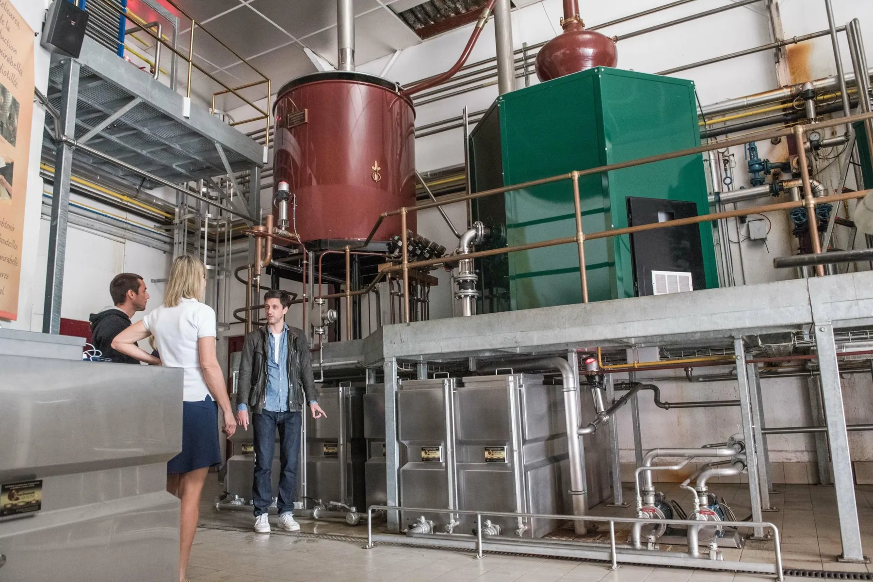 Visitez une distillerie et dégustez du whisky avec Sabine, Maxime ou Vincent - Image n°2 - Wecandoo