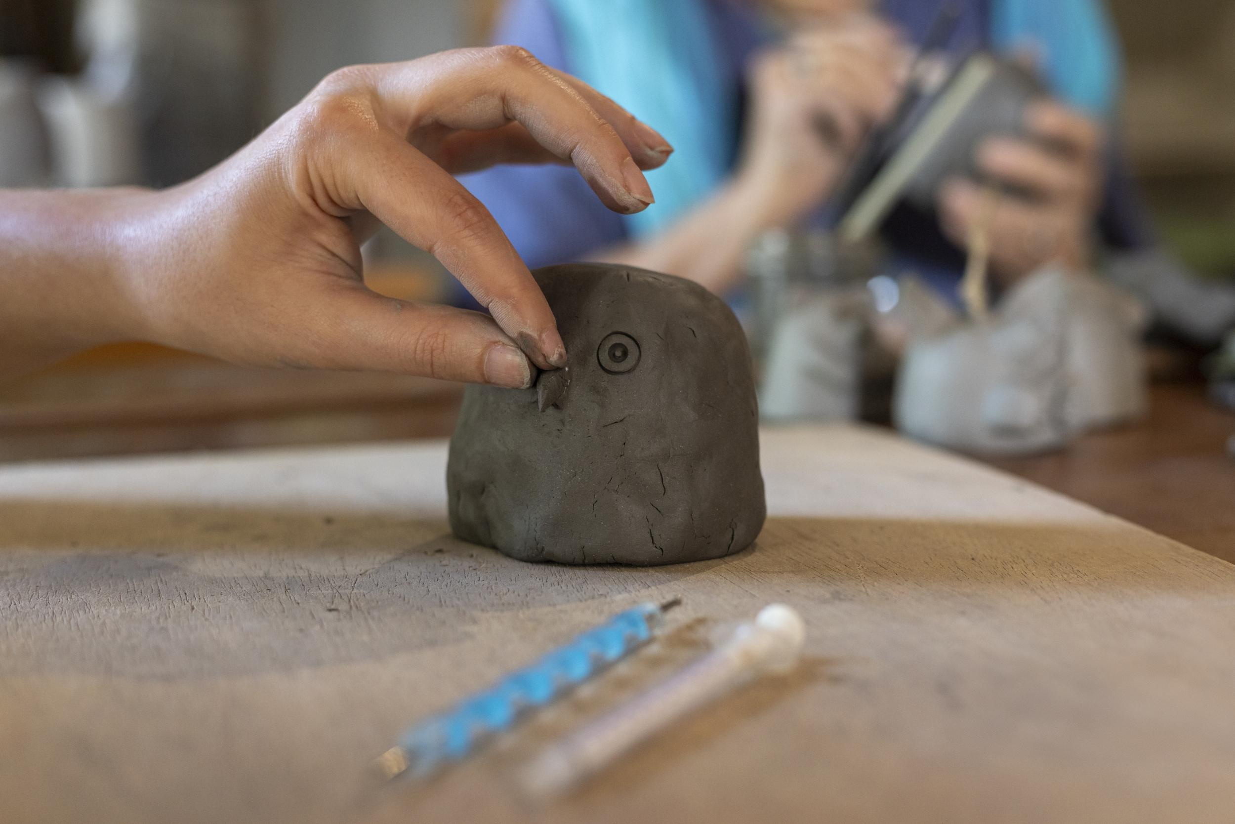 Modelez votre cloche décorée avec Gaëlle - Image n°6 - Wecandoo