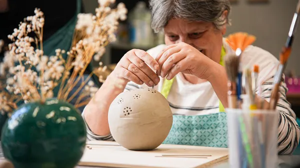 Initiez-vous au modelage avec Audrey - Image n°1 - Wecandoo