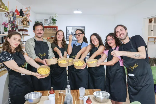 Cuisinez vos tagliatelles fraîches en équipe dans le Viaduc des Arts - Image n°1 - Wecandoo