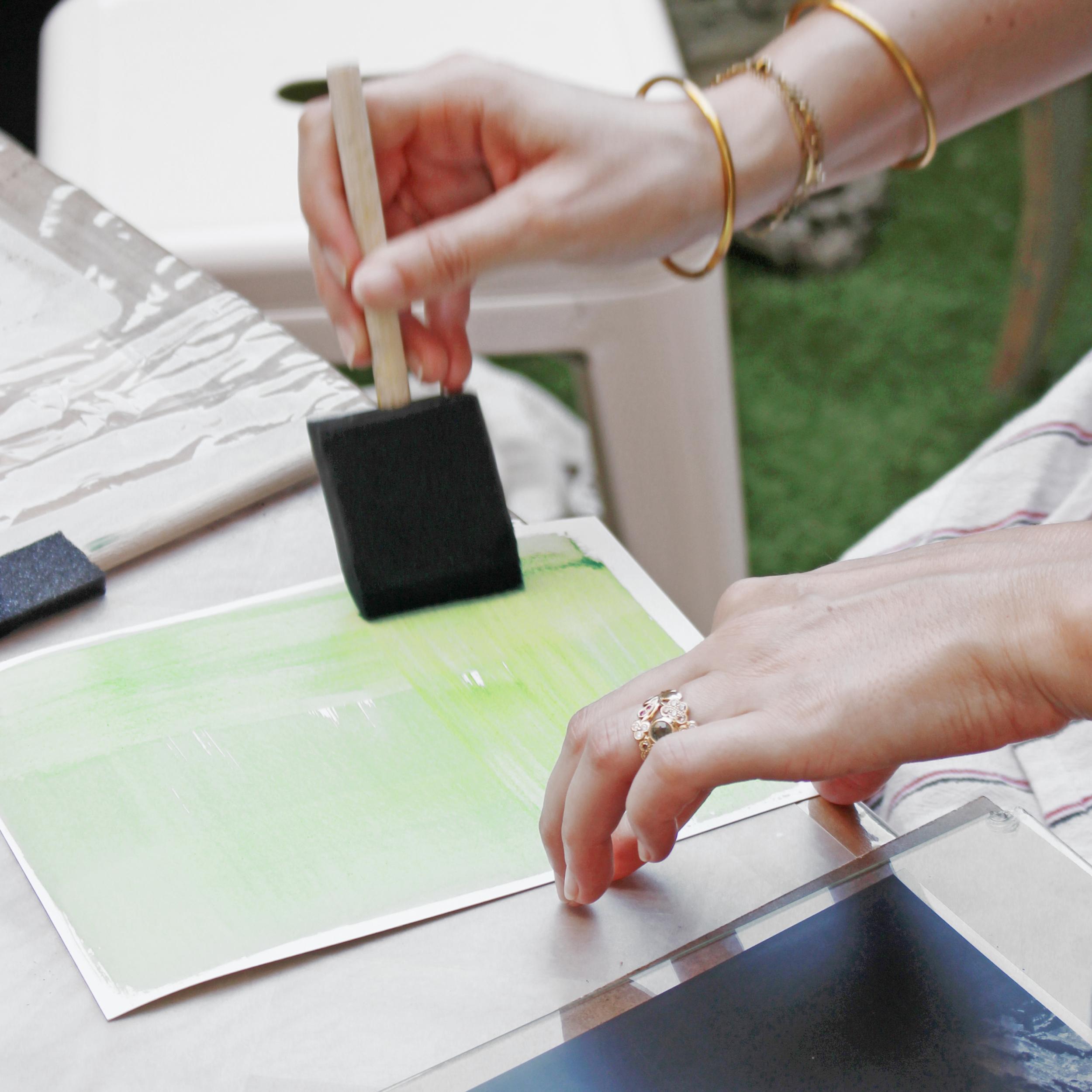 Réalisez vos tirages en cyanotype avec Élodie - Image n°2 - Wecandoo