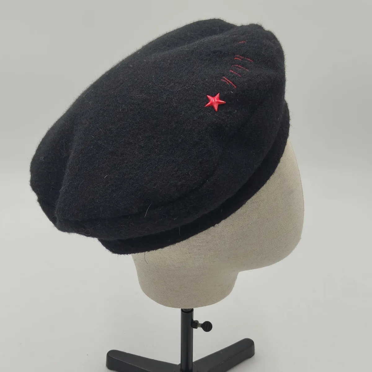 Créez votre béret parisien sur-mesure