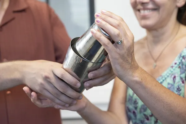 Créez votre cocktail signature avec Yohane - Image n°2 - Wecandoo