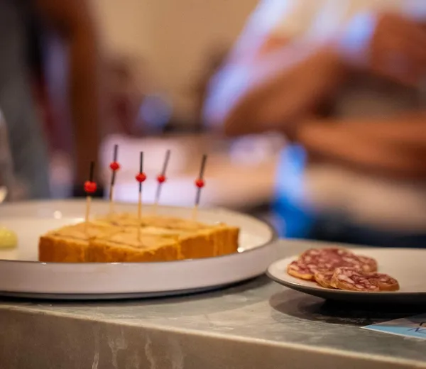 Découvrez des accords mets et vins avec Jean-Charles et Hasan - Image n°3 - Wecandoo