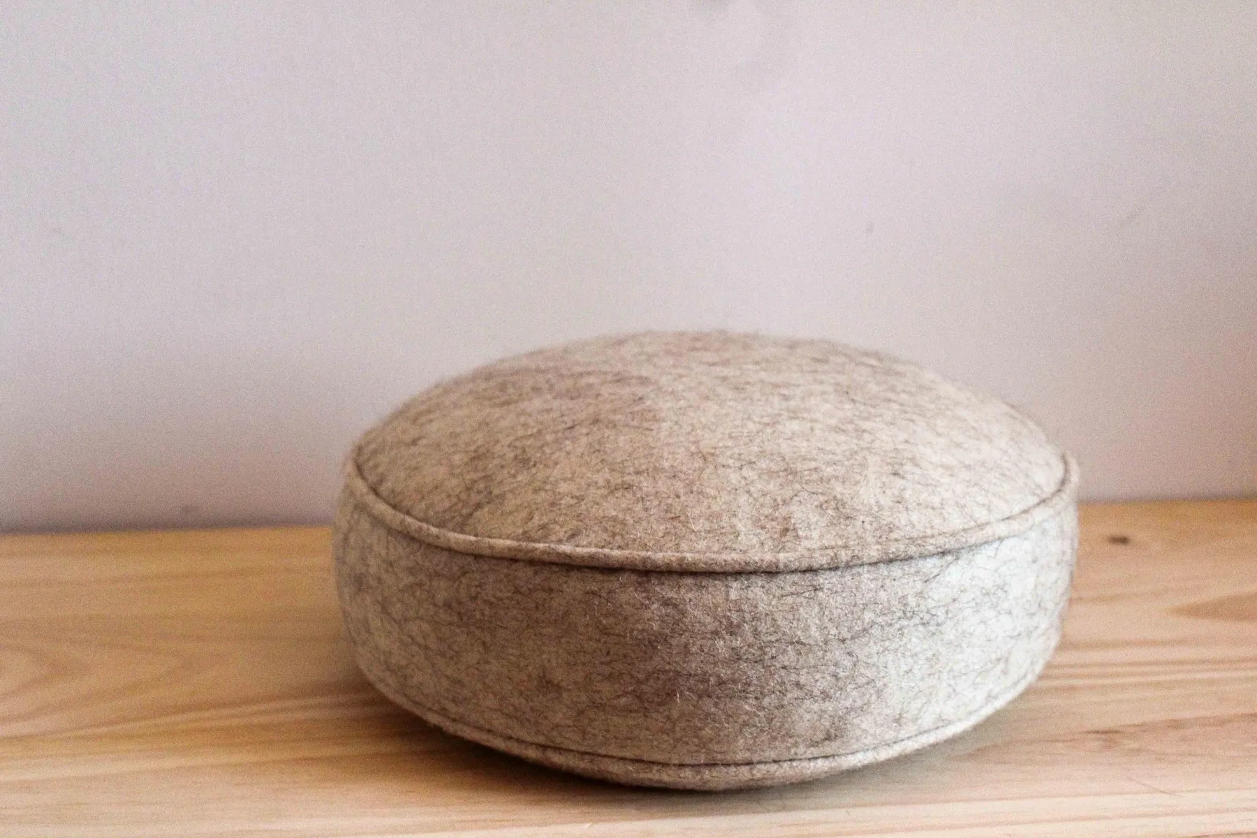 Fabriquez votre pouf en matières naturelles sur une journée avec Camille - Image n°1 - Wecandoo