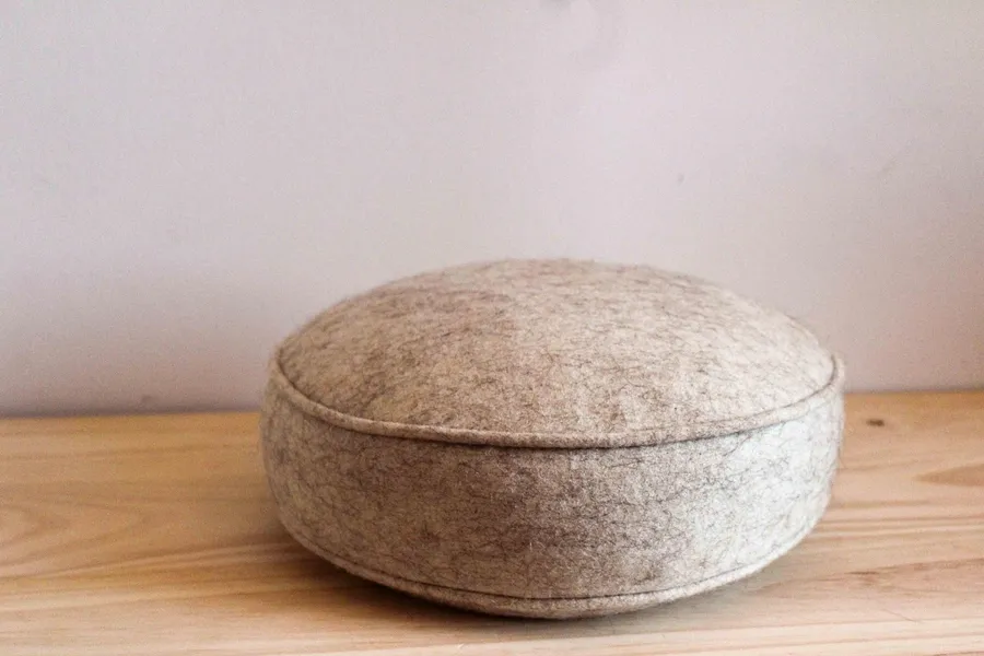 Fabriquez votre pouf en matières naturelles sur une journée avec Camille - Afbeelding nr. 1 - Wecandoo