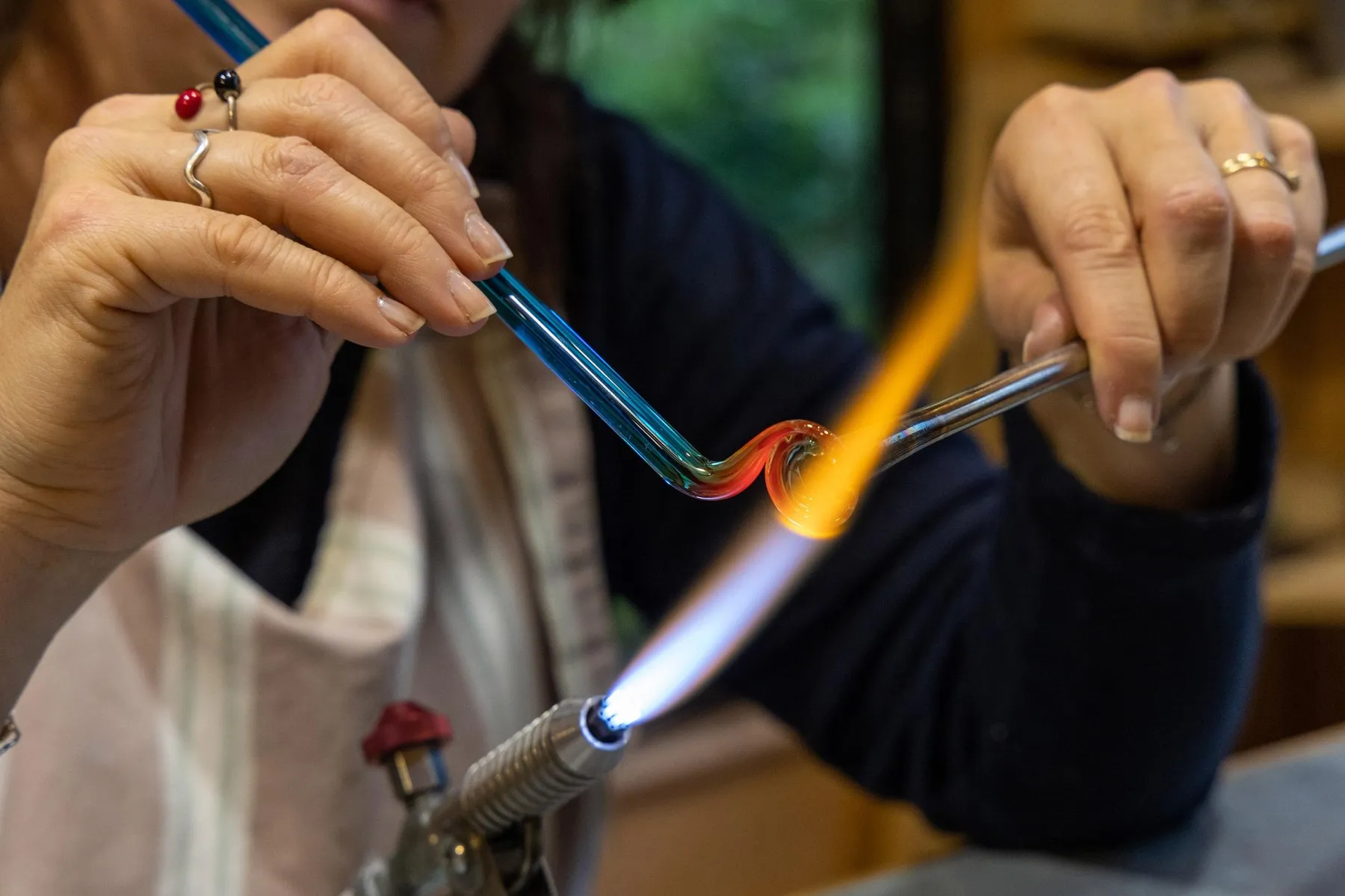 Créez votre accessoire unique en verre de Murano - Image n°1 - Wecandoo