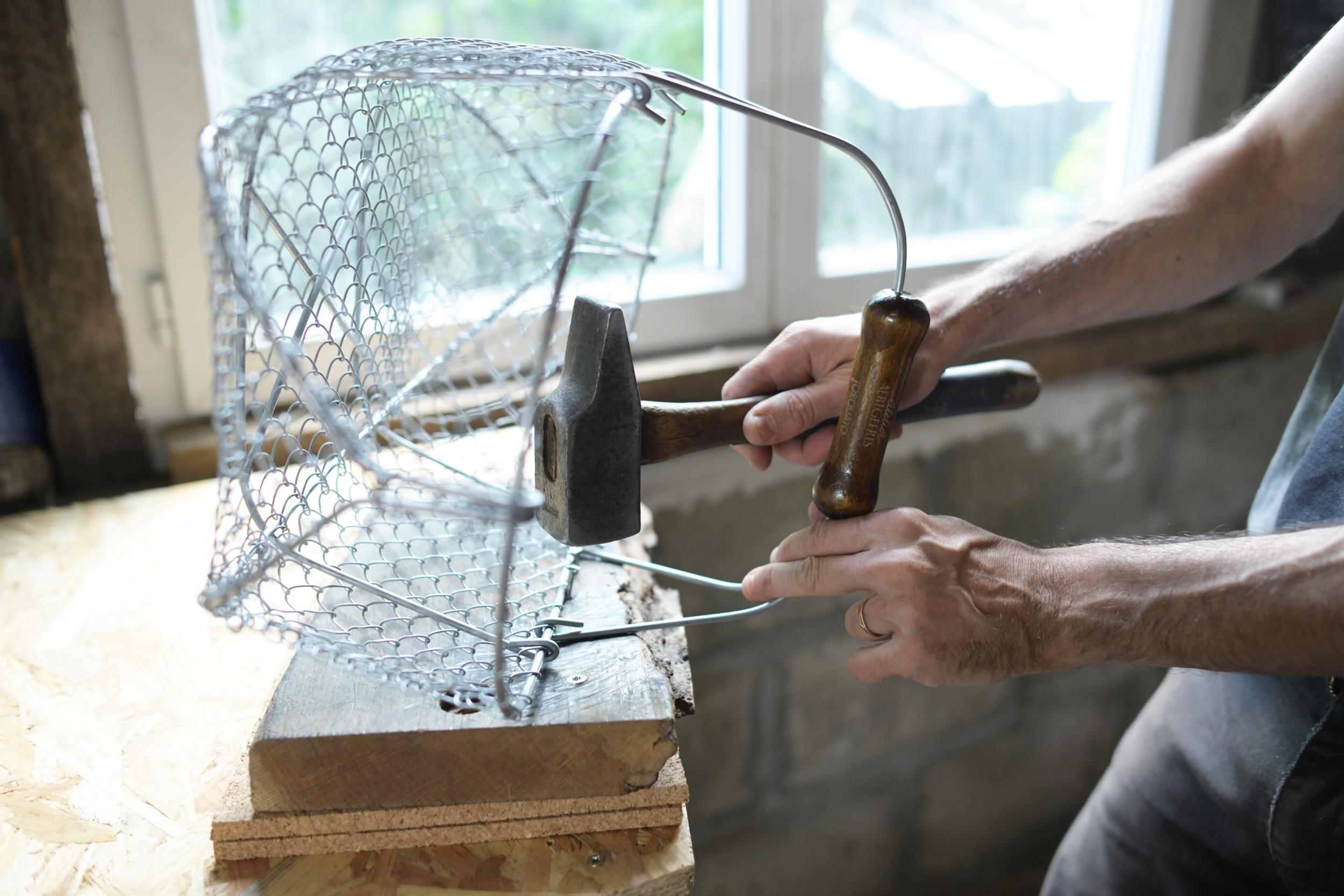 Fabriquez votre panier en grillage avec Aude - Image n°5 - Wecandoo