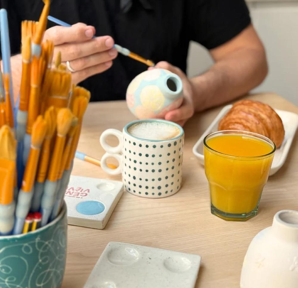 Décorez votre céramique autour d’un petit-déjeuner