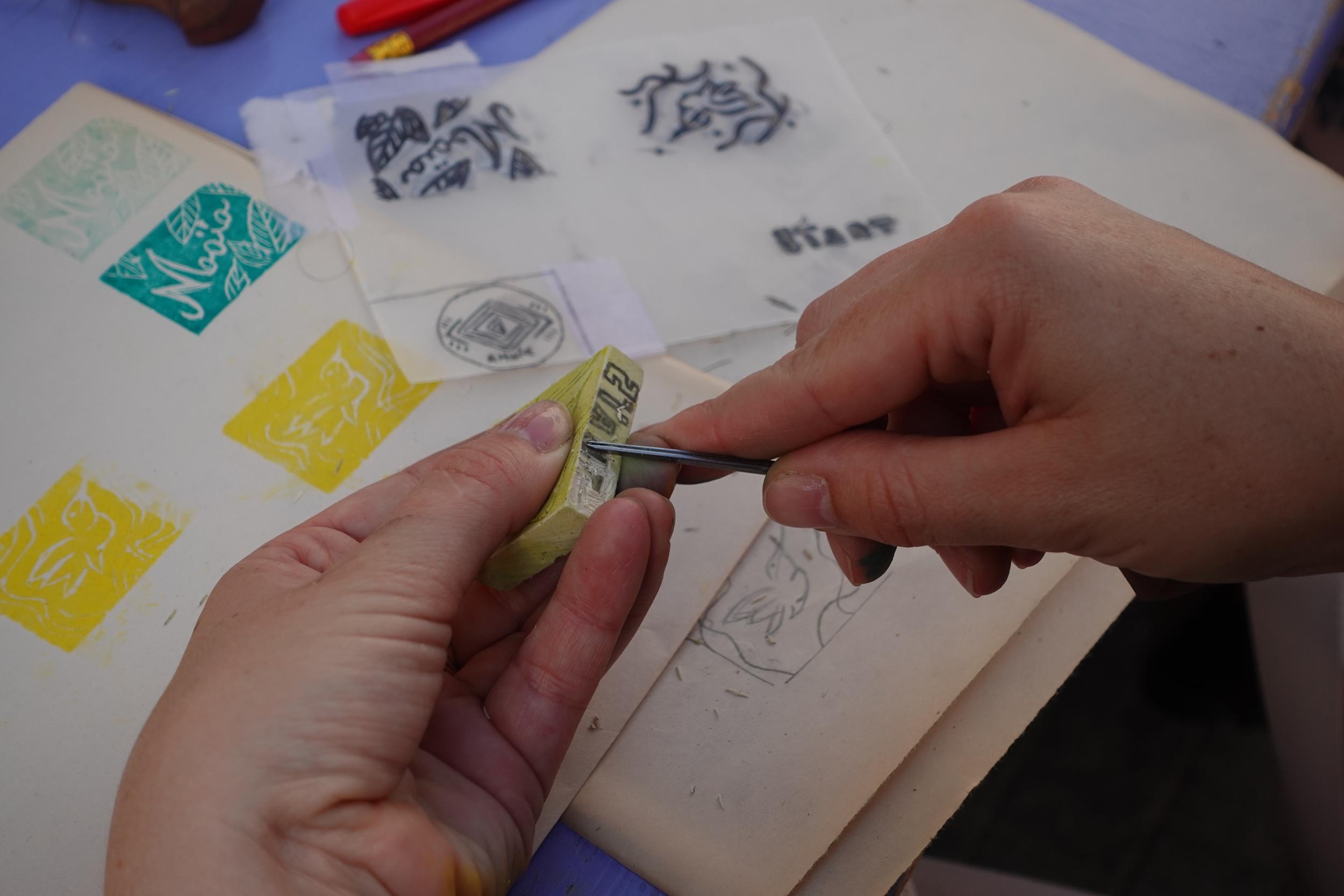 Get your team together and create personalised stamps with Veronica - Image n°6 - Wecandoo