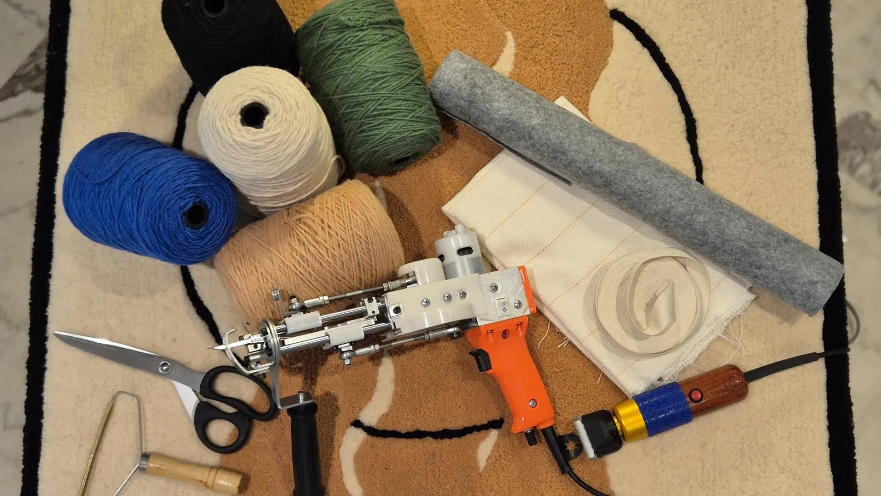 Initiez-vous au tufting avec Vanessa - Image n°2 - Wecandoo