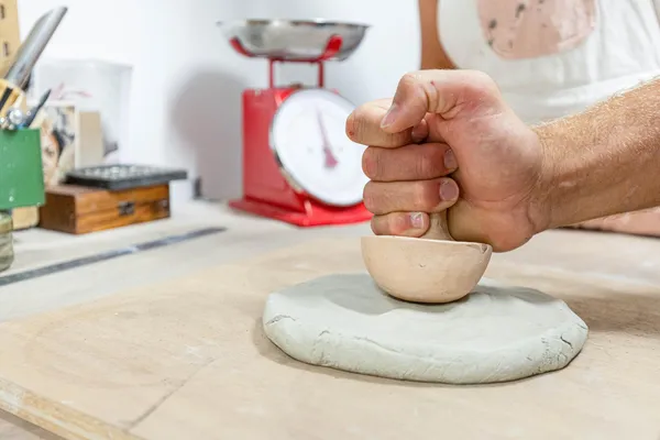 Modelez et décorez votre planche apéro avec Cécile - Image n°2 - Wecandoo