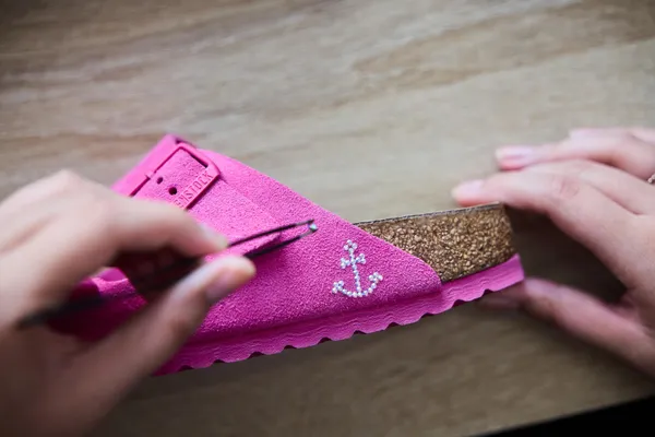 Customisez votre paire de chaussures ouvertes avec Jade - Image n°4 - Wecandoo