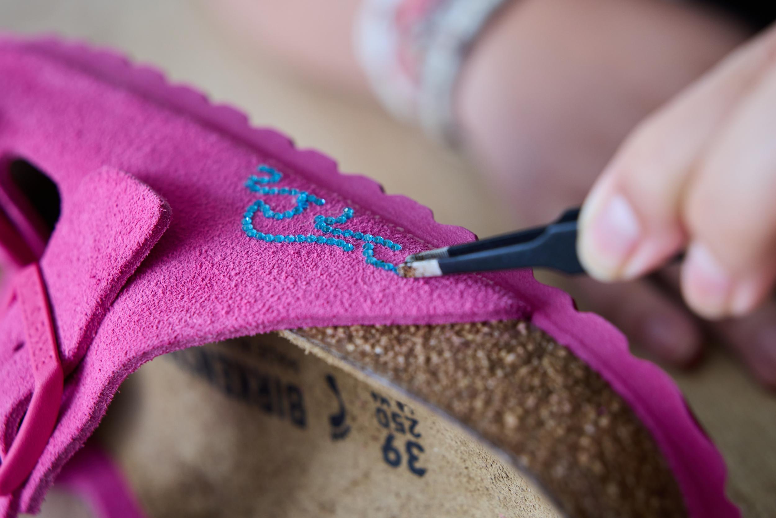 Customisez votre paire de chaussures ouverte avec Jade - Image n°2 - Wecandoo